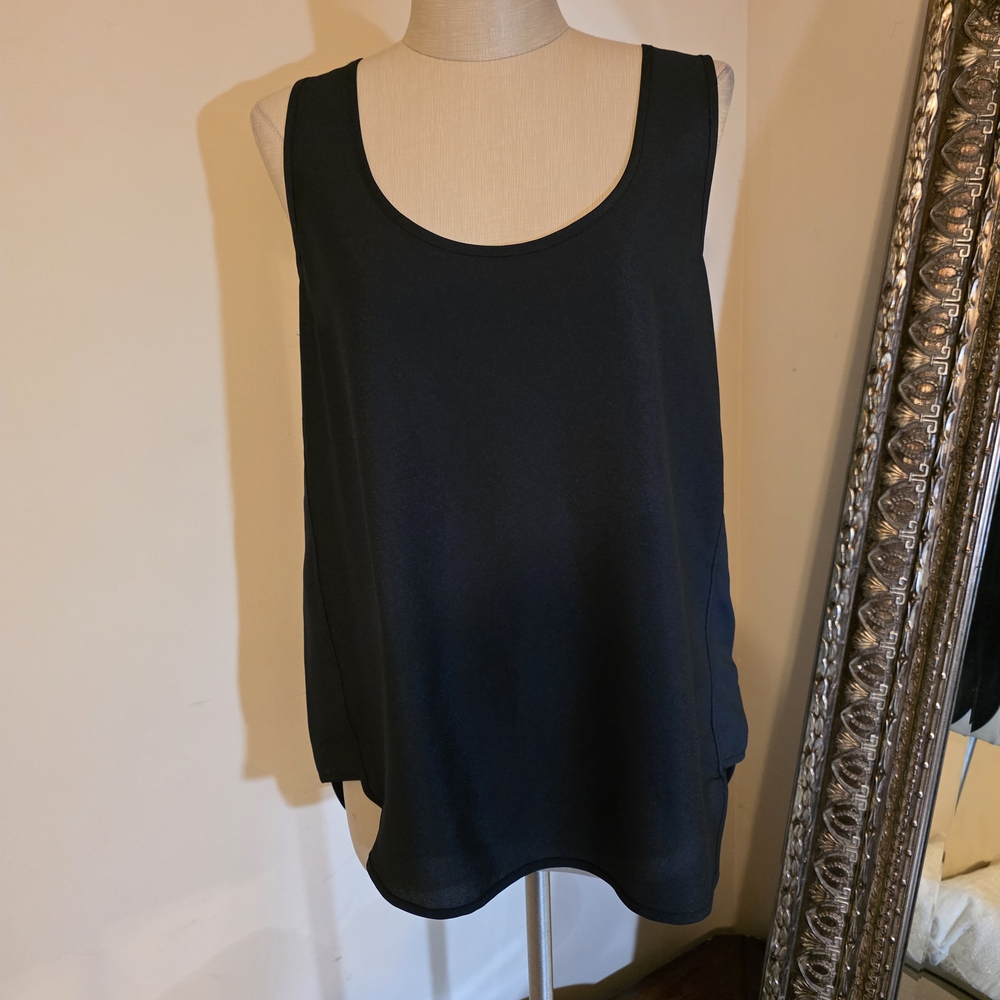 *NWT* Banana Republic • Semi-Sheer Black Sleeveless Top.  Sz Med.